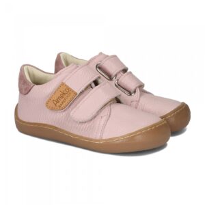 AMEKO Otis Rose barefoot